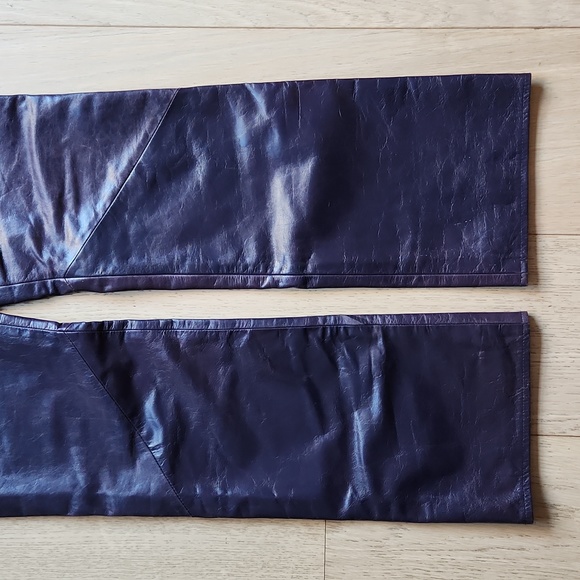 Vintage Elements by Vakko Leather Pants in Aubergine - Picture 11 of 15